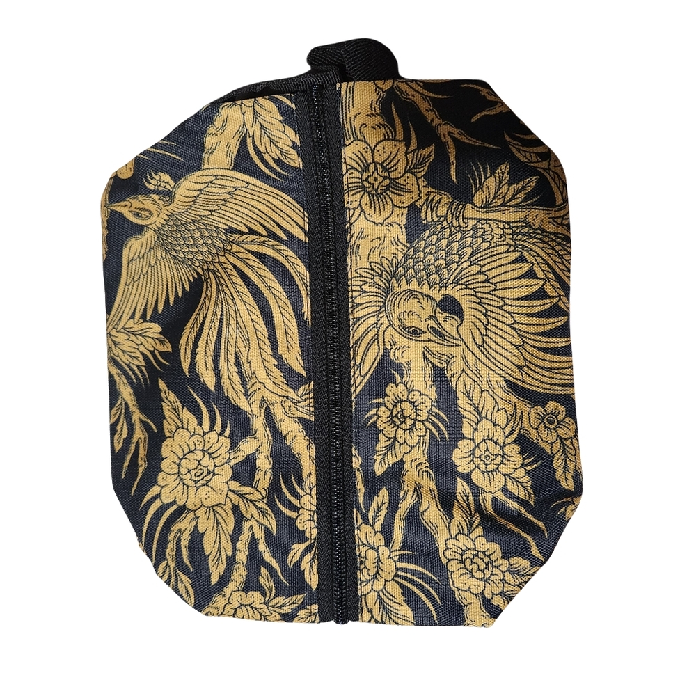 3/20$ Wings Once Cursed And Bound Makeup Fantasy bag from Bookish Box